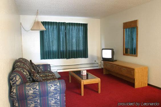 Royal Suite Lodge Anchorage Room photo